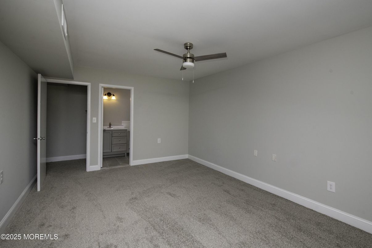 Bathroom, Empty room, Interior