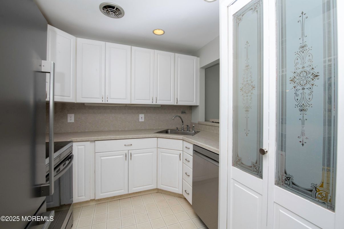 Interior, Kitchen, Recessed Lighting