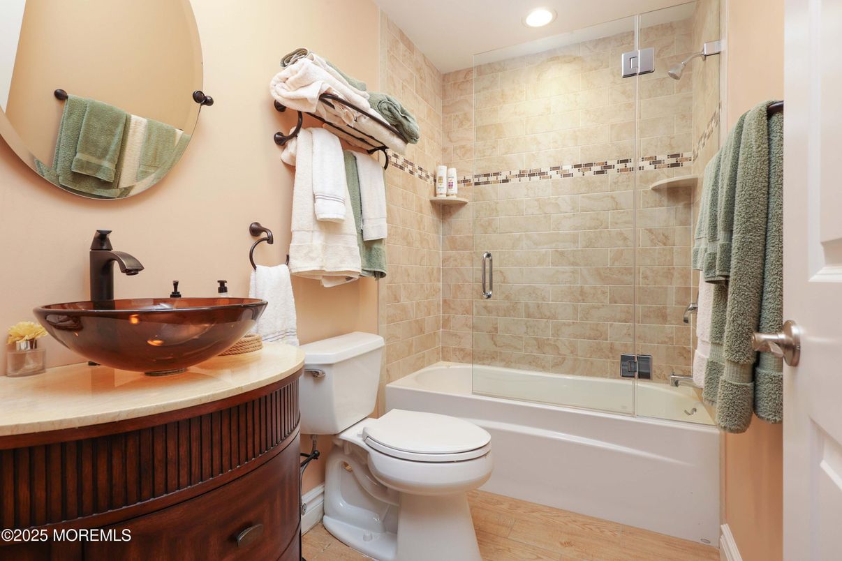 Bathroom, Interior, Recessed Lighting, Wood Texture Flooring