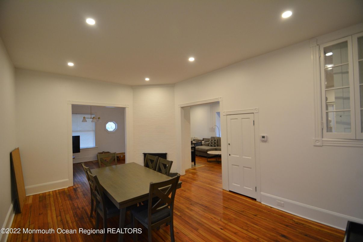 Dining room, Interior, Recessed Lighting, Wood Texture Flooring