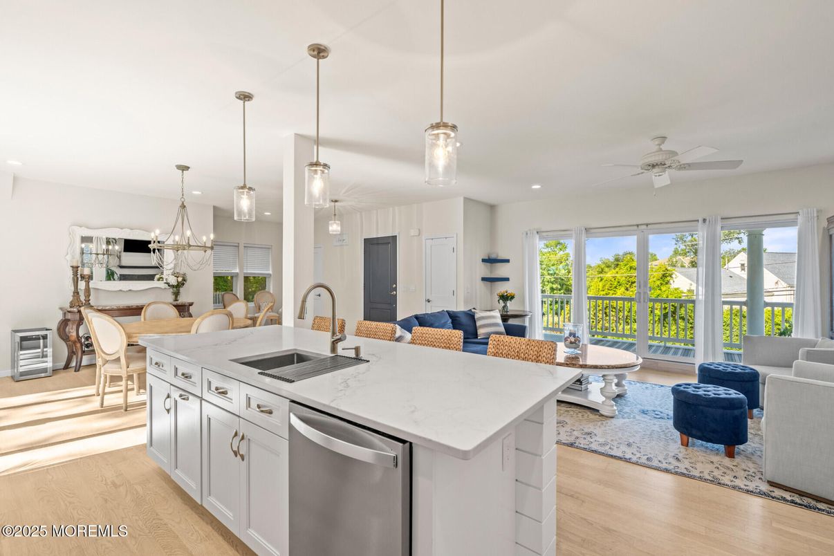 Dining room, Interior, Kitchen, Living room, Pendant Lights, Recessed Lighting, Stainless Steel Appliances, Wood Texture Flooring