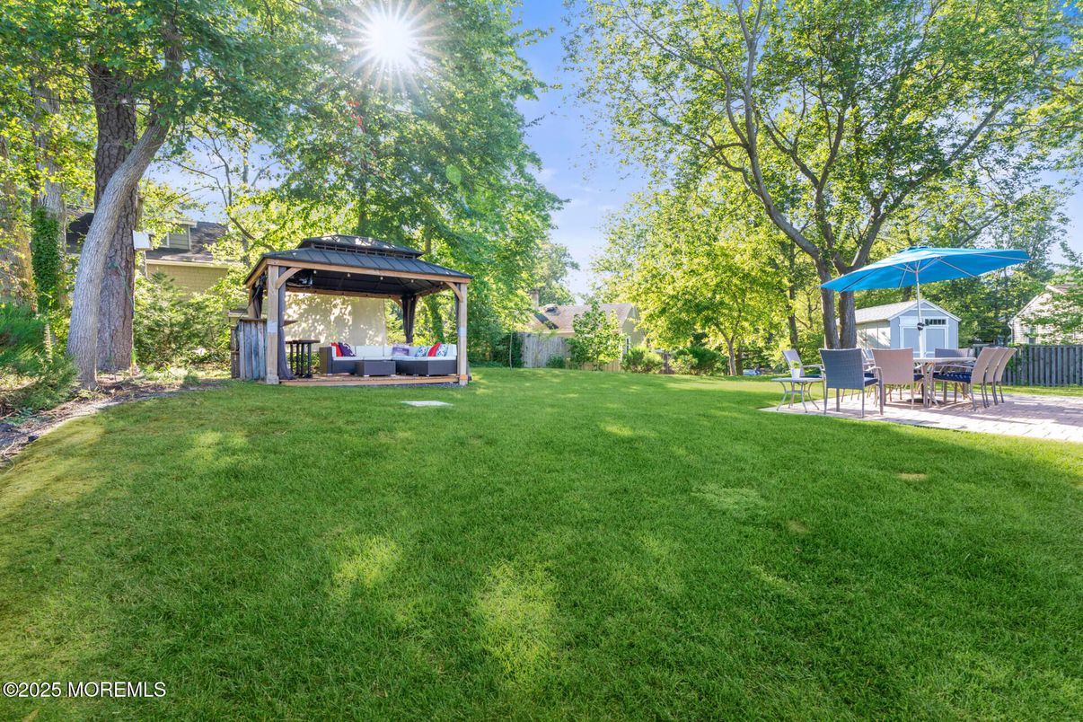 Backyard, Exterior, Hot Tub