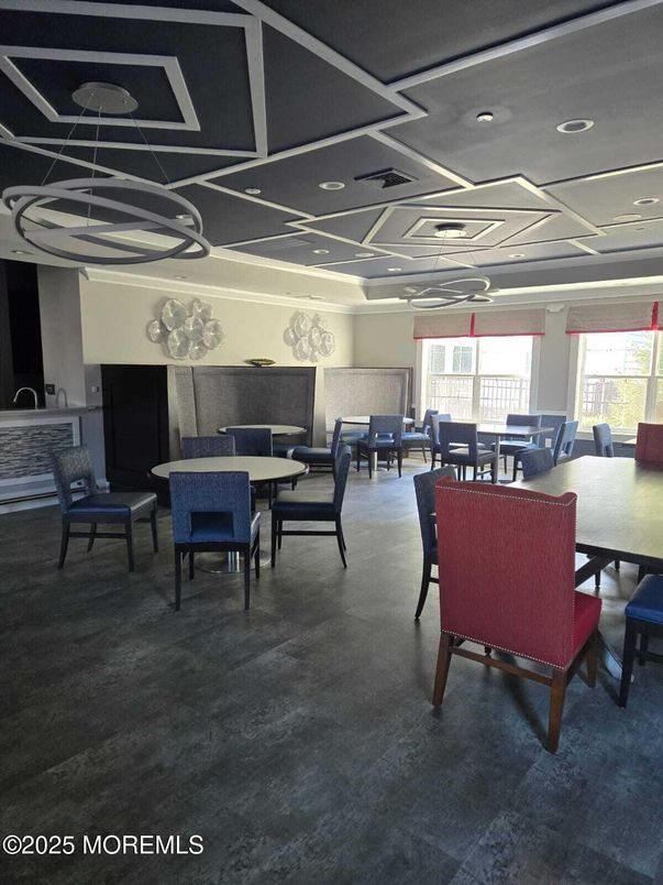 Dining room, Interior, Pendant Lights, Recessed Lighting