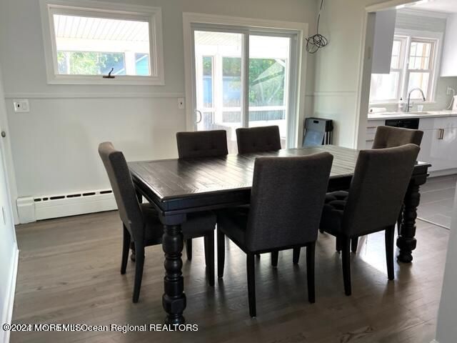 Dining room, Interior, Wood Texture Flooring