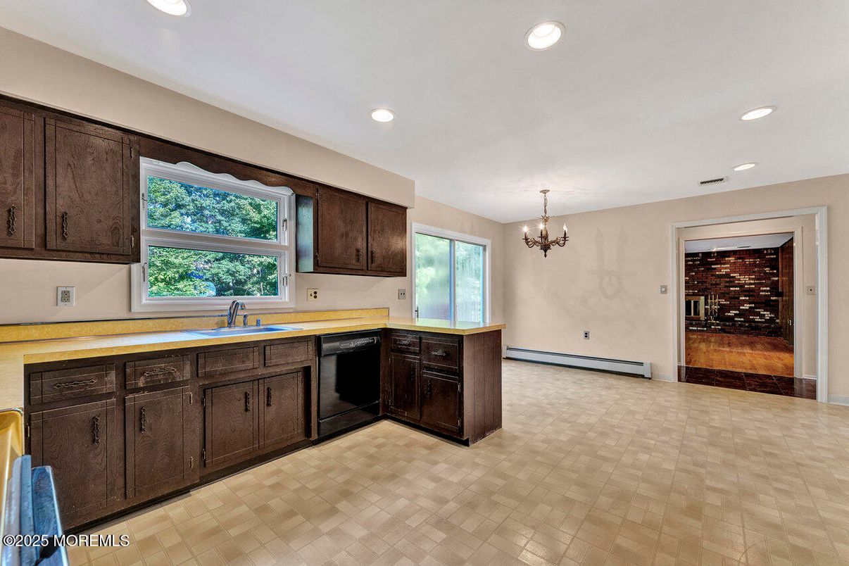 Chandelier, Interior, Kitchen, Recessed Lighting