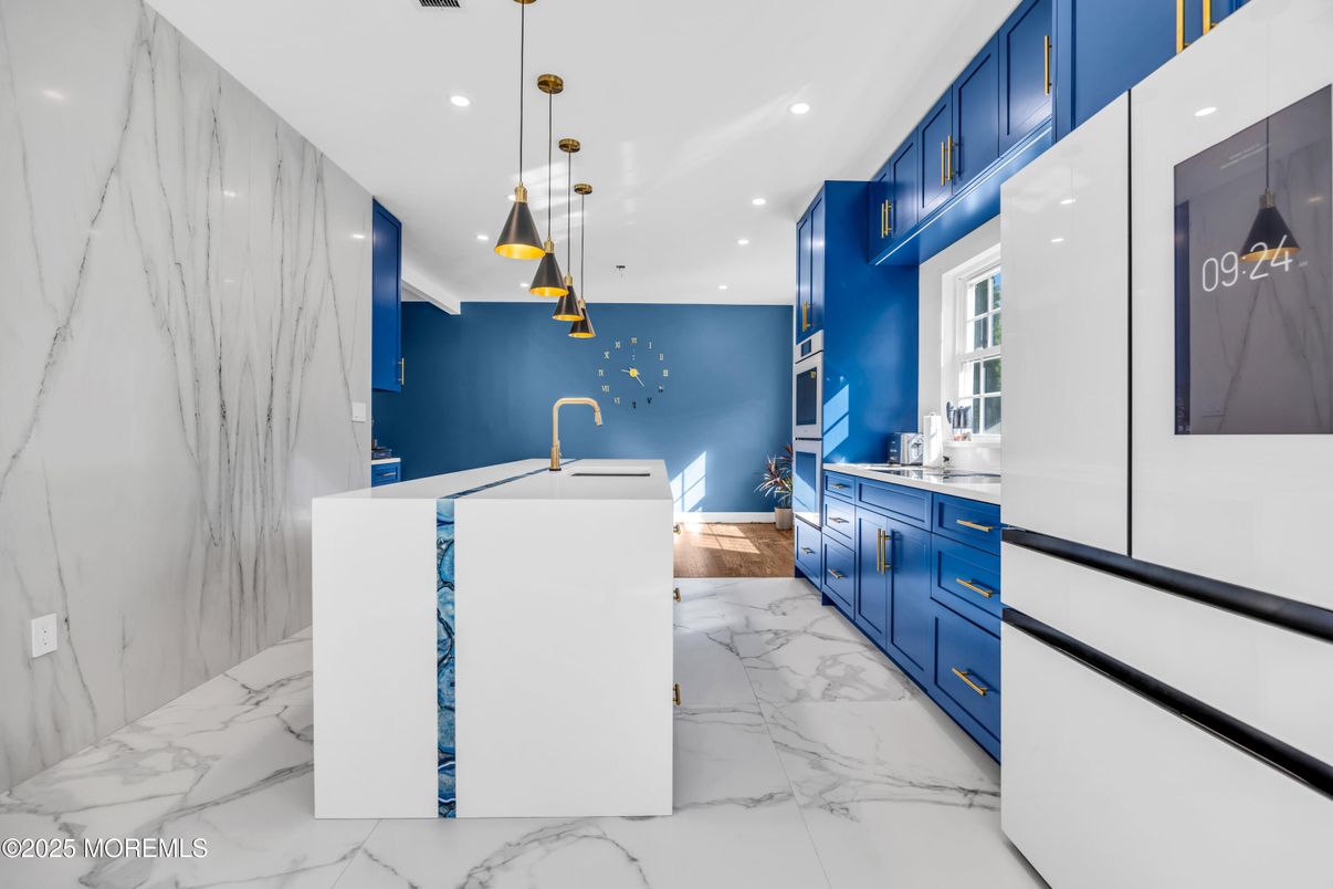 Interior, Kitchen, Marble, Marble Walls, Pendant Lights, Recessed Lighting