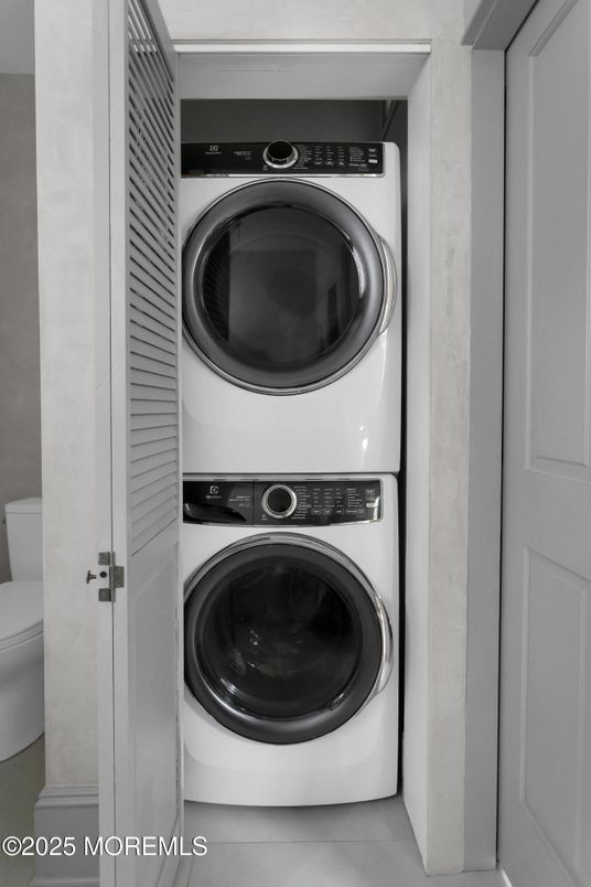 Interior, Utility Closets, Washer
