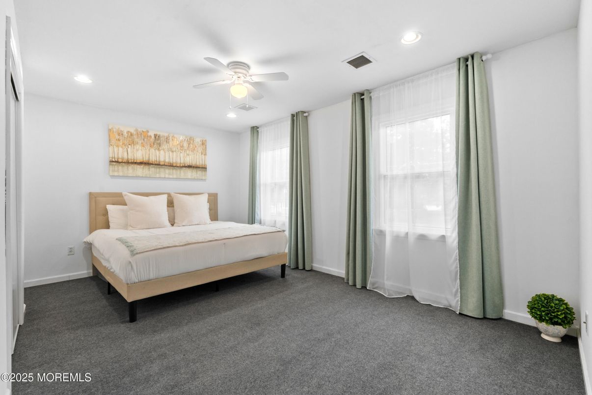 Bedroom, Interior, Recessed Lighting