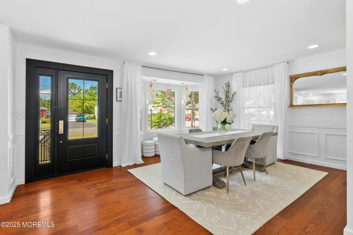 Dining room, Interior, Recessed Lighting, Wood Texture Flooring