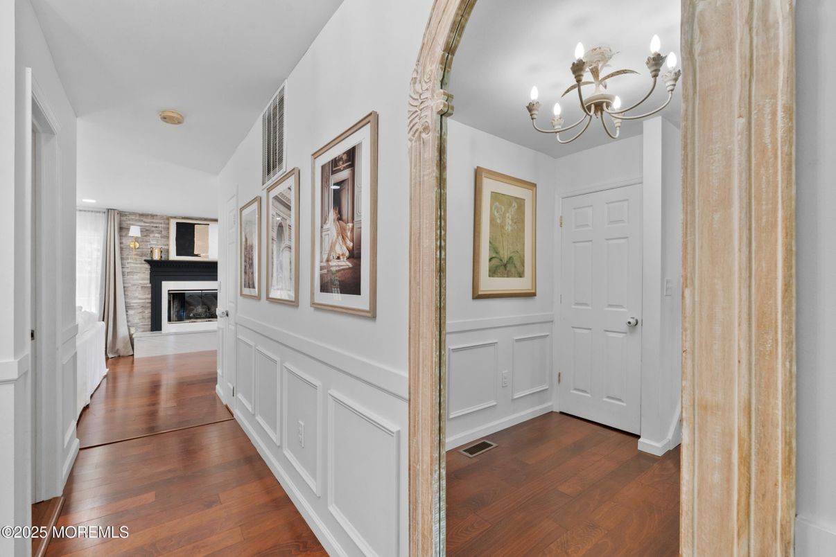 Chandelier, Fireplace, Interior, Wood Texture Flooring