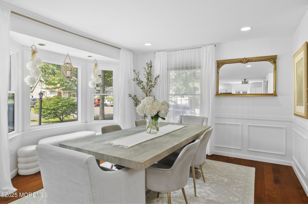 Dining room, Interior, Recessed Lighting, Wood Texture Flooring