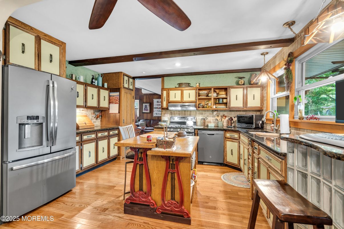 Interior, Kitchen, Pendant Lights, Recessed Lighting, Wood Texture Flooring