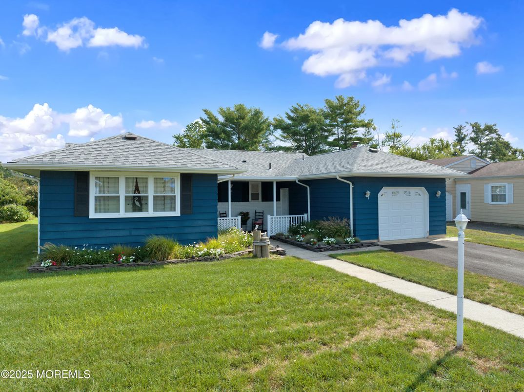 Attached, Backyard, Exterior, Facade, Ranch
