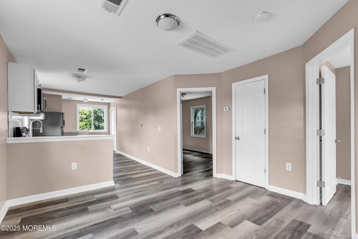 Empty room, Interior, Kitchen, Wood Texture Flooring
