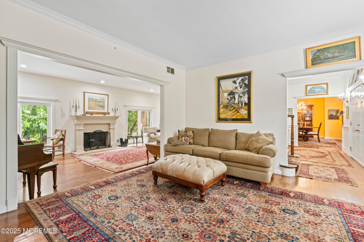 Fireplace, Interior, Living room, Piano, Recessed Lighting, Wood Texture Flooring