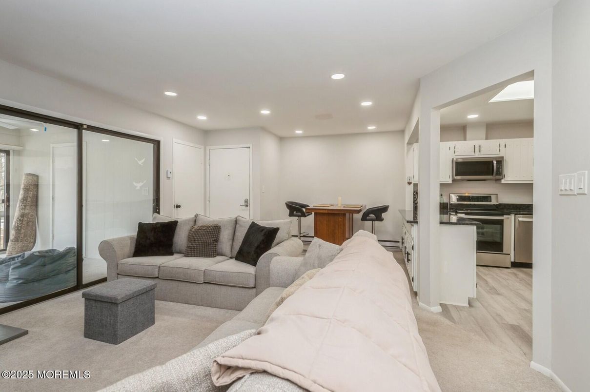 Interior, Kitchen, Living room, Recessed Lighting, Stainless Steel Appliances
