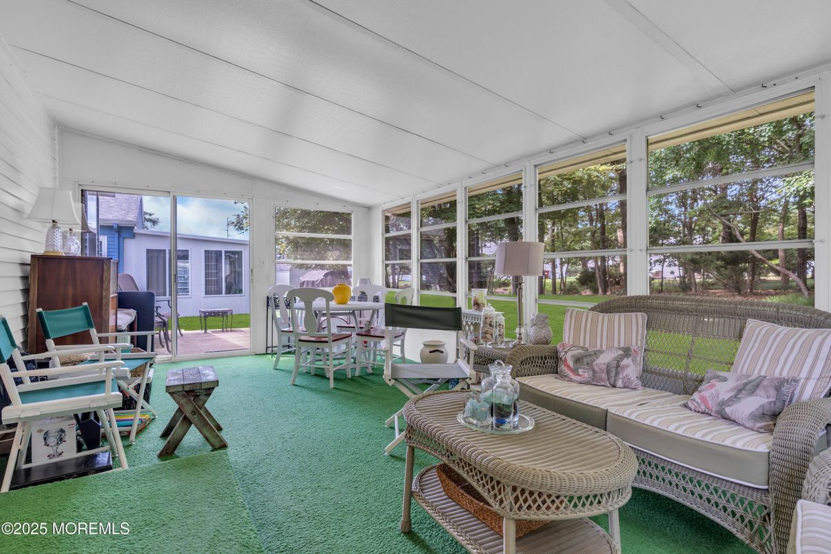 Dining room, Interior, Sun Room