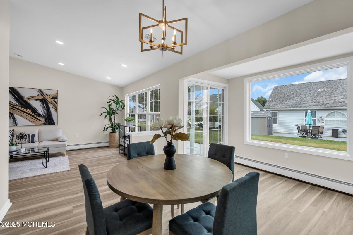 Dining room, Interior, Living room, Pendant Lights, Recessed Lighting, Wood Texture Flooring