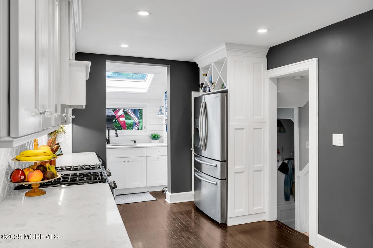 Interior, Kitchen, Recessed Lighting, Wood Texture Flooring
