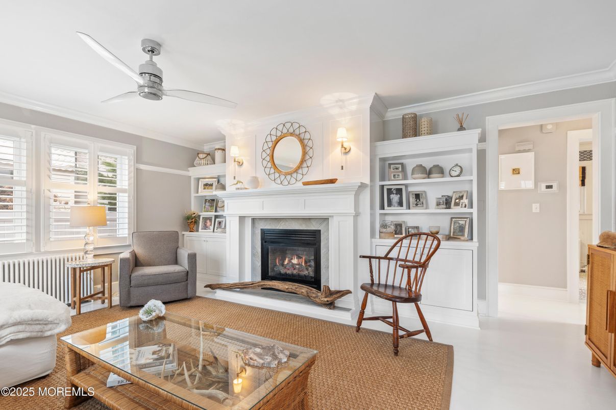 Fireplace, Interior, Living room