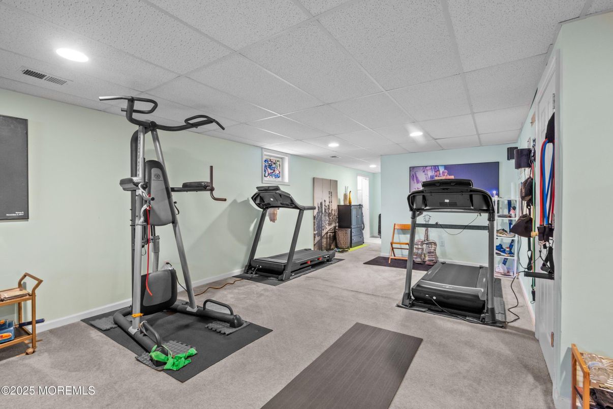 Fitness Equipment, Interior, Recessed Lighting