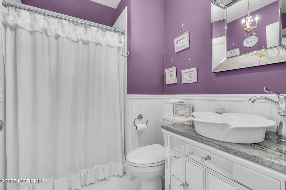 Bathroom, Interior, Pendant Lights