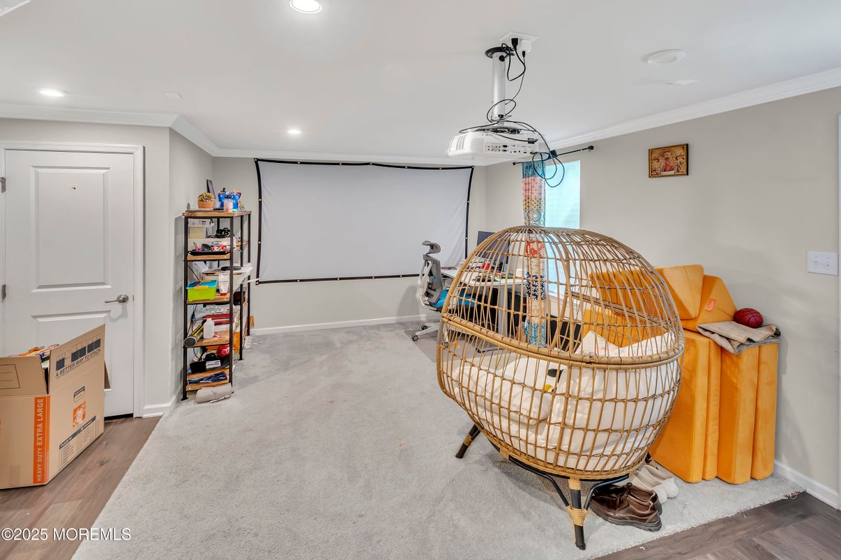 Interior, Projection Screen, Recessed Lighting, Wood Texture Flooring