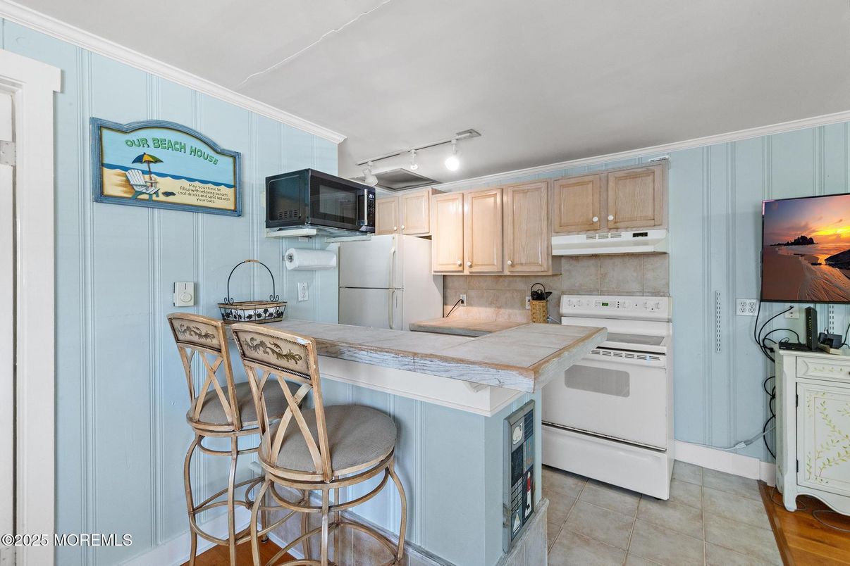 Interior, Kitchen, Tile Countertops