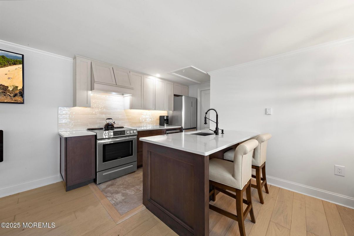 Interior, Kitchen, Stainless Steel Appliances, Wood Texture Flooring