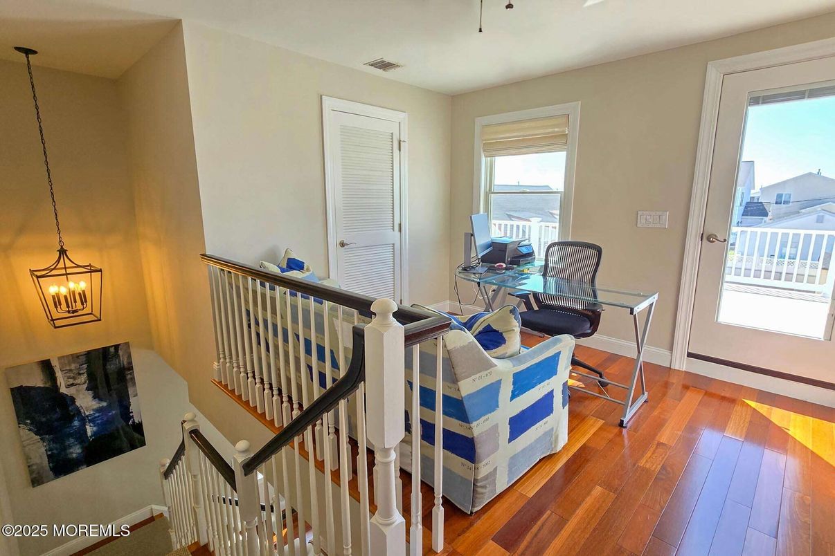 Home Office, Interior, Pendant Lights, Wood Texture Flooring
