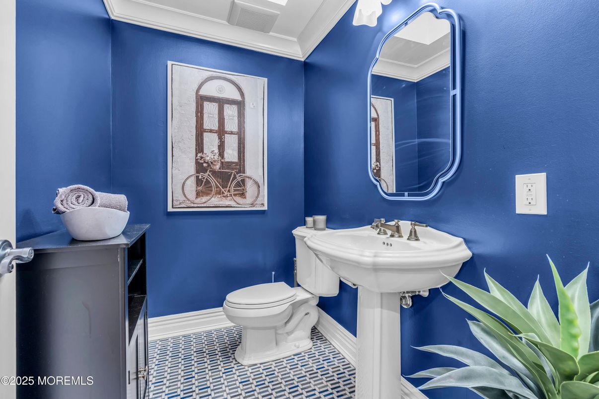 Bathroom, Interior