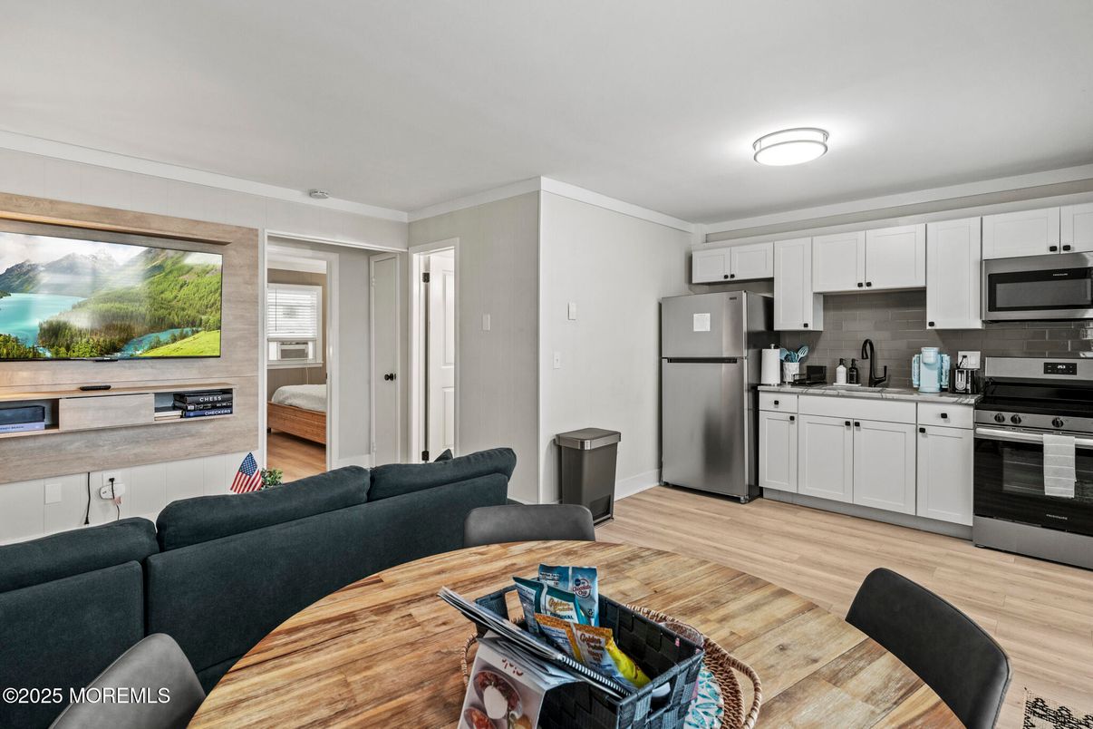 Interior, Kitchen, Living room, Stainless Steel Appliances, Wood Texture Flooring
