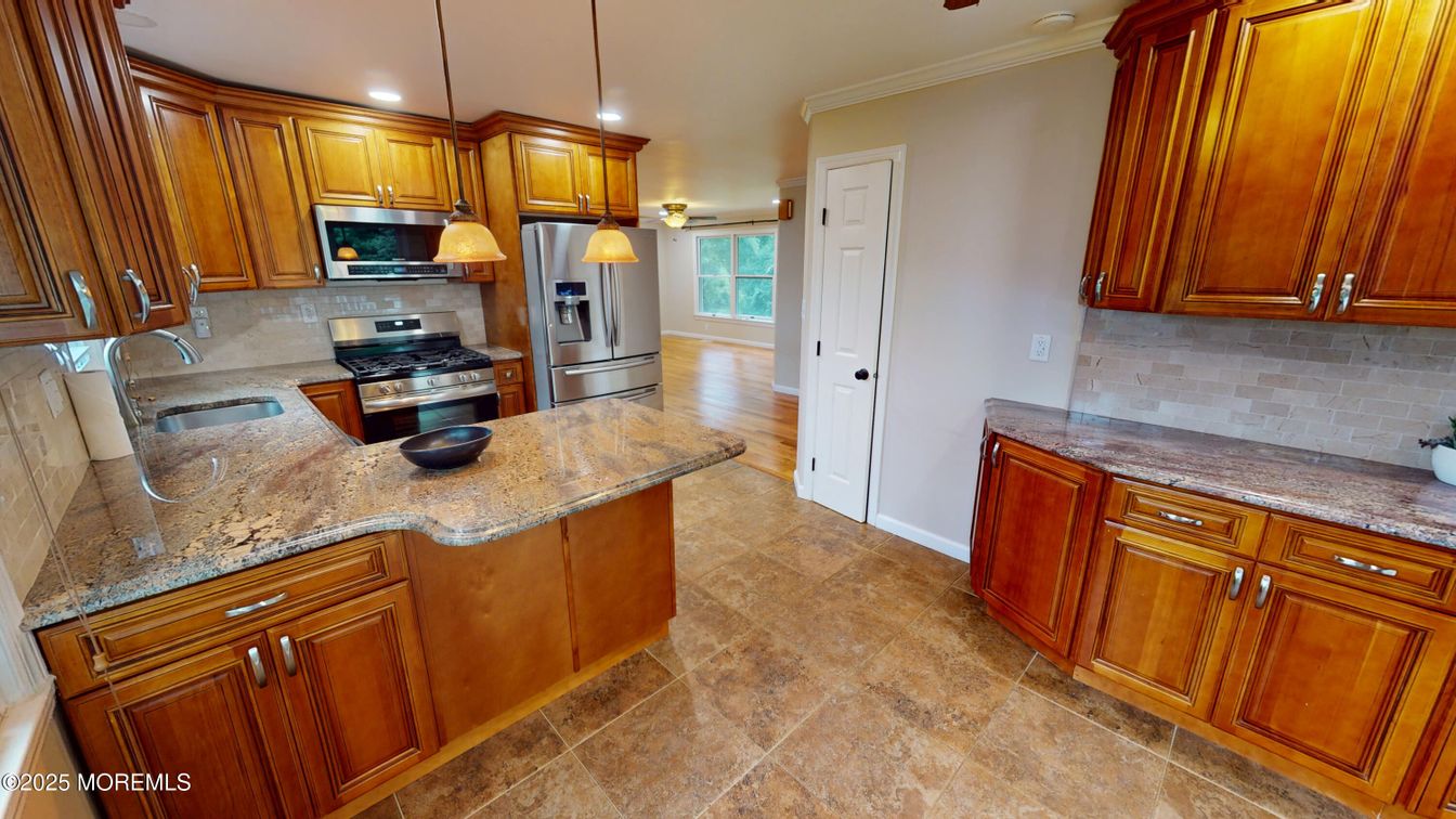 Interior, Kitchen, Pendant Lights, Recessed Lighting, Stainless Steel Appliances