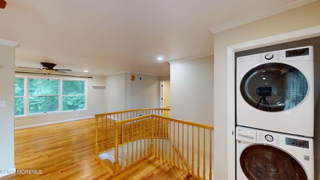 Interior, Recessed Lighting, Utility Closets, Washer, Wood Texture Flooring
