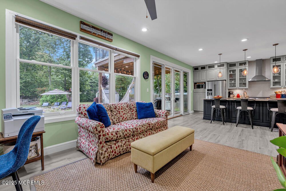 Interior, Kitchen, Living room, Pendant Lights, Recessed Lighting, Wood Texture Flooring