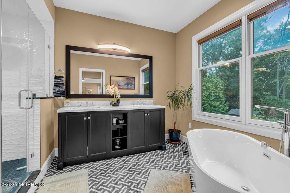 Bathroom, Dual Sink Vanities, Free Standing Baths, Interior