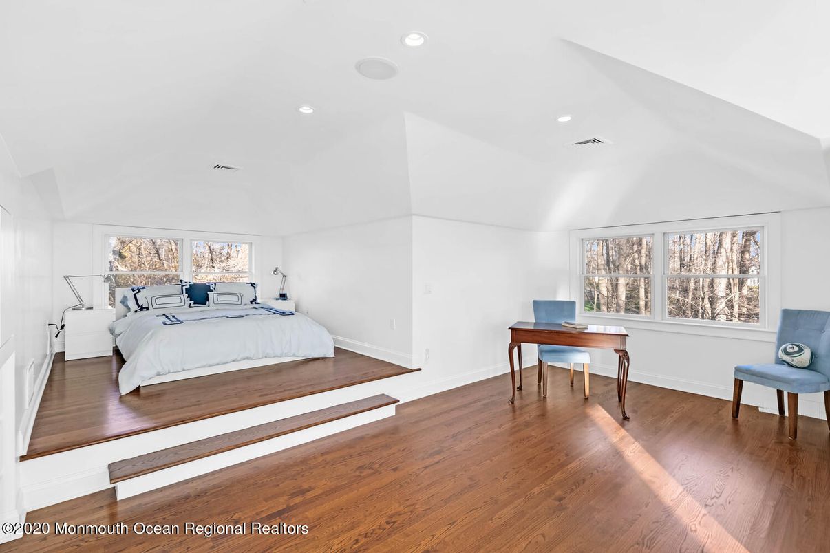 Bedroom, Home Office, Interior, Recessed Lighting, Wood Texture Flooring
