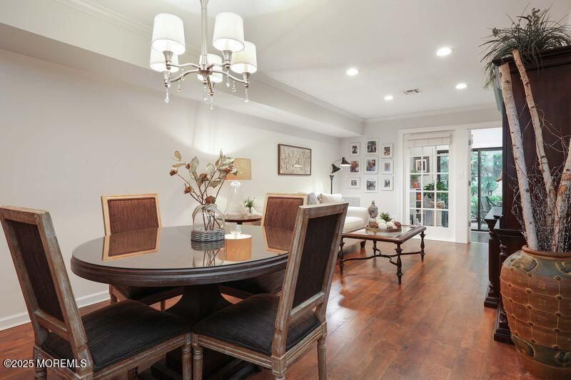 Chandelier, Dining room, Interior, Recessed Lighting, Wood Texture Flooring
