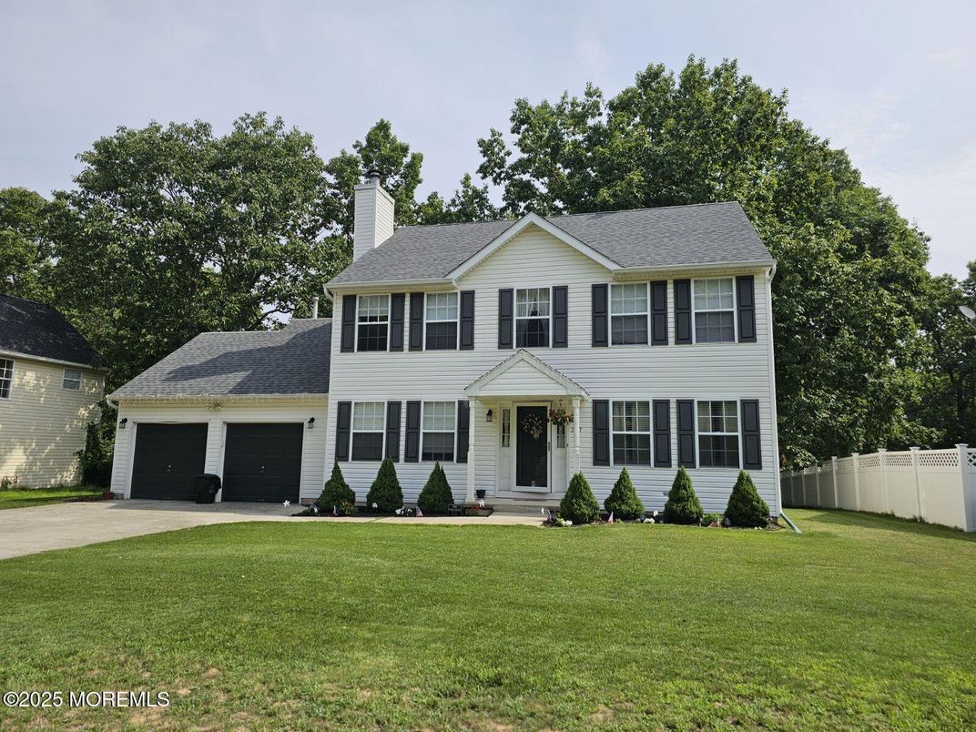 Attached, Exterior, Facade, Georgian