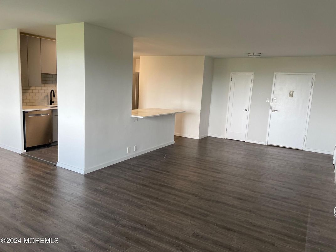 Empty room, Interior, Kitchen, Wood Texture Flooring