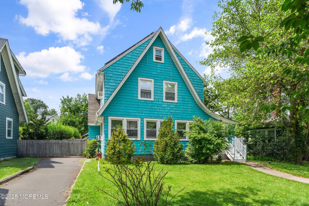 Backyard, Exterior, Facade, A Frame