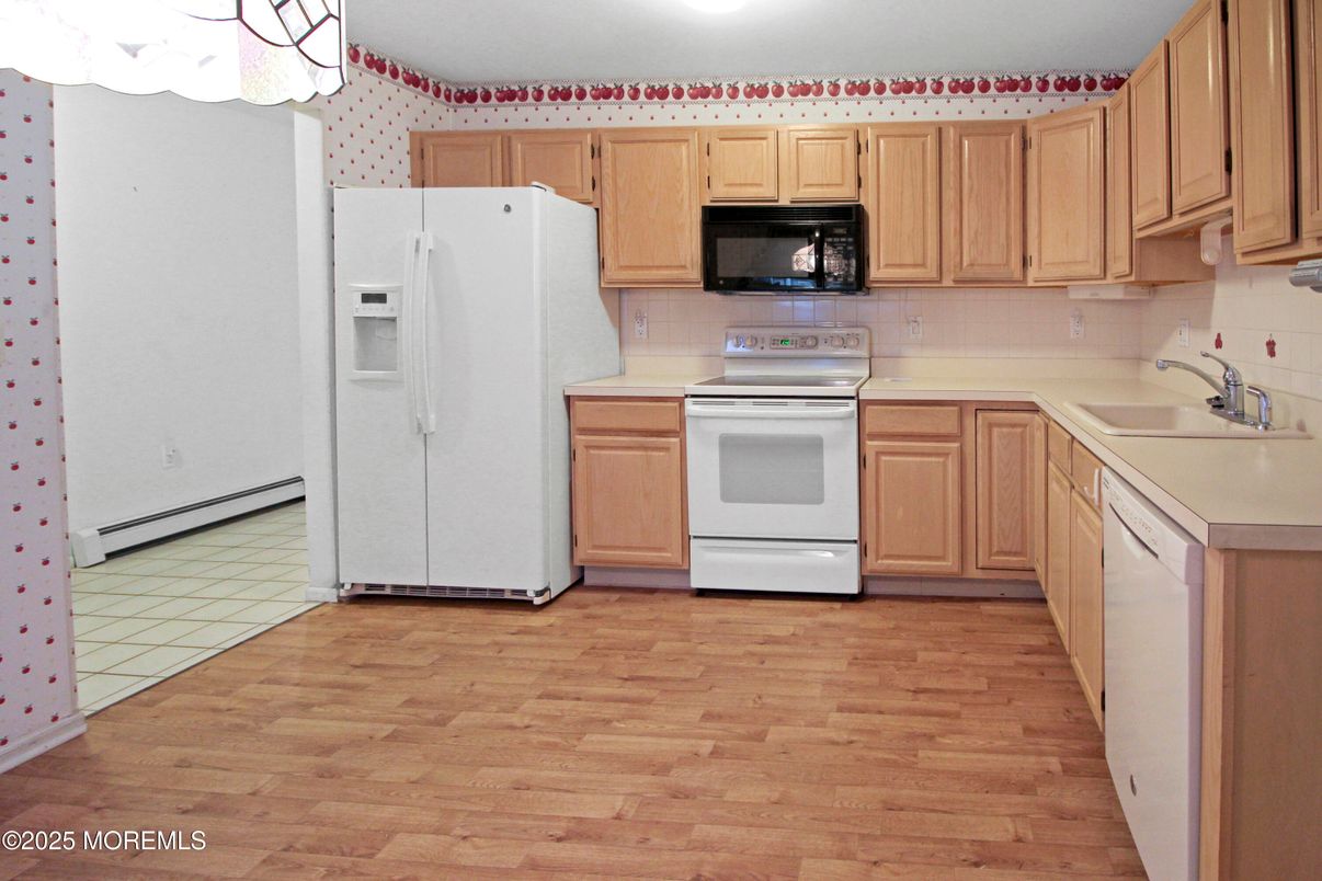 Interior, Kitchen, Wood Texture Flooring
