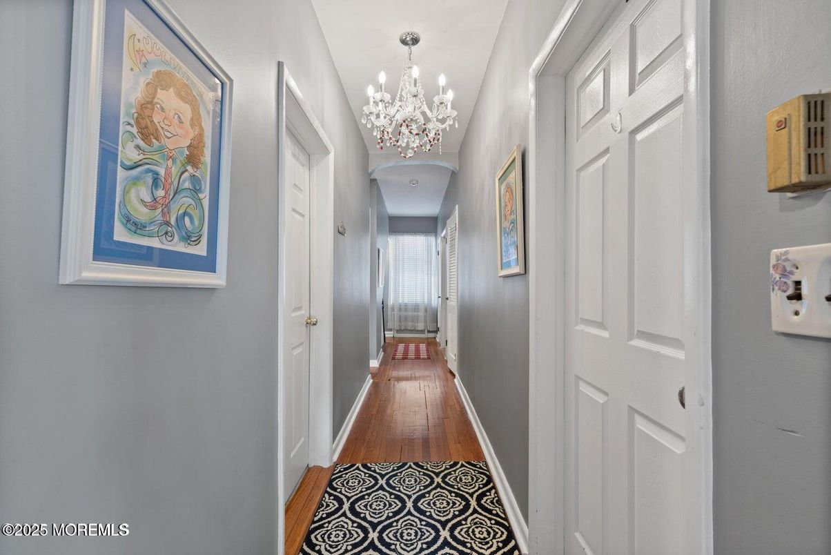 Chandelier, Interior, Wood Texture Flooring