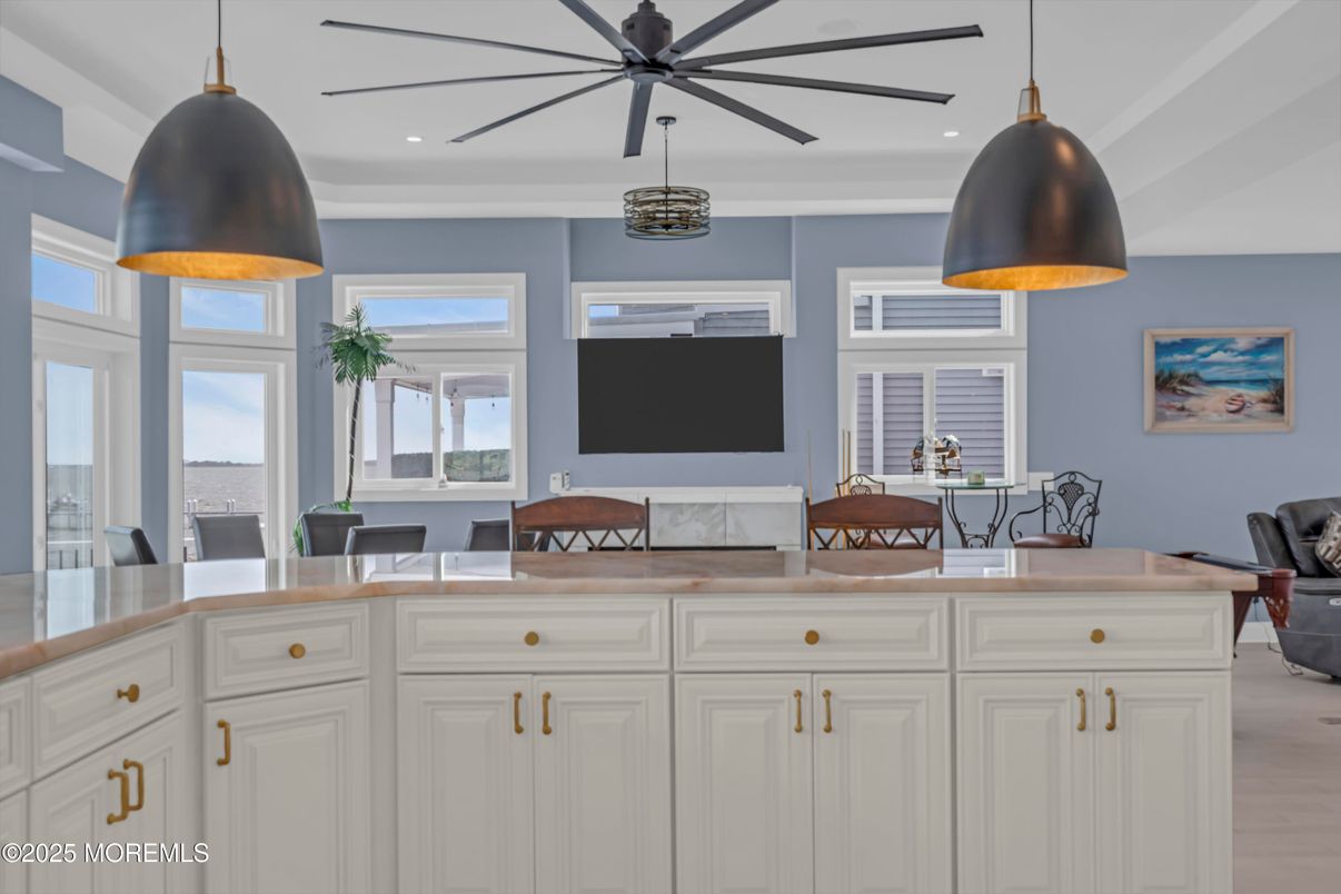 Dining room, Interior, Pendant Lights, Recessed Lighting