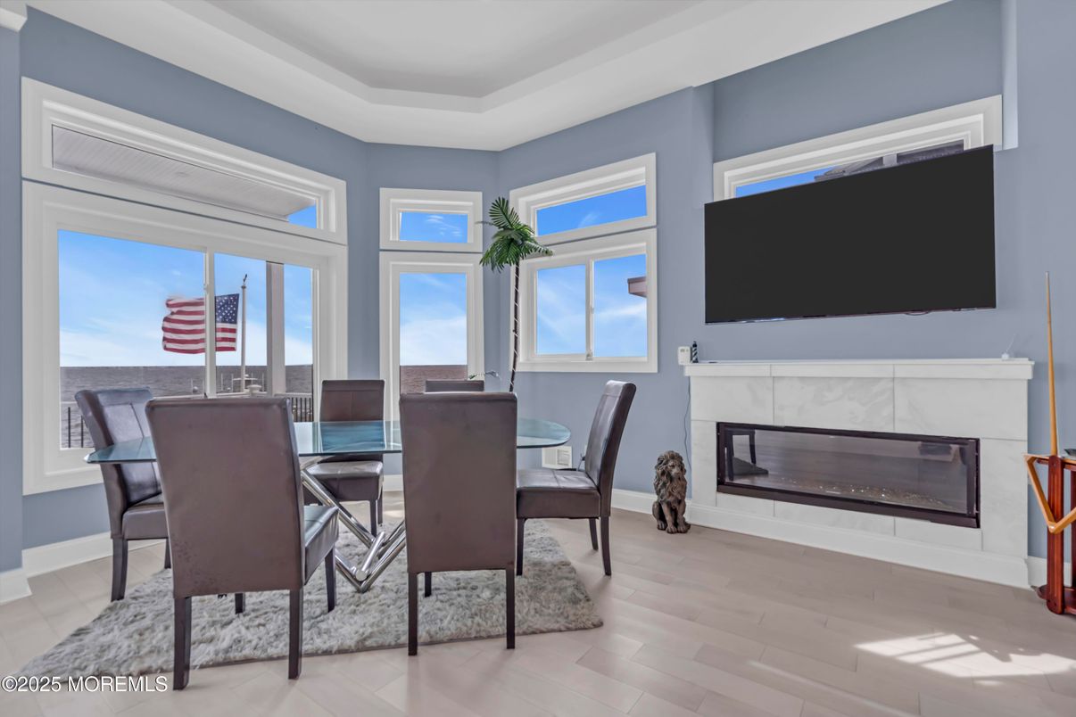Dining room, Fireplace, Interior, Wood Texture Flooring