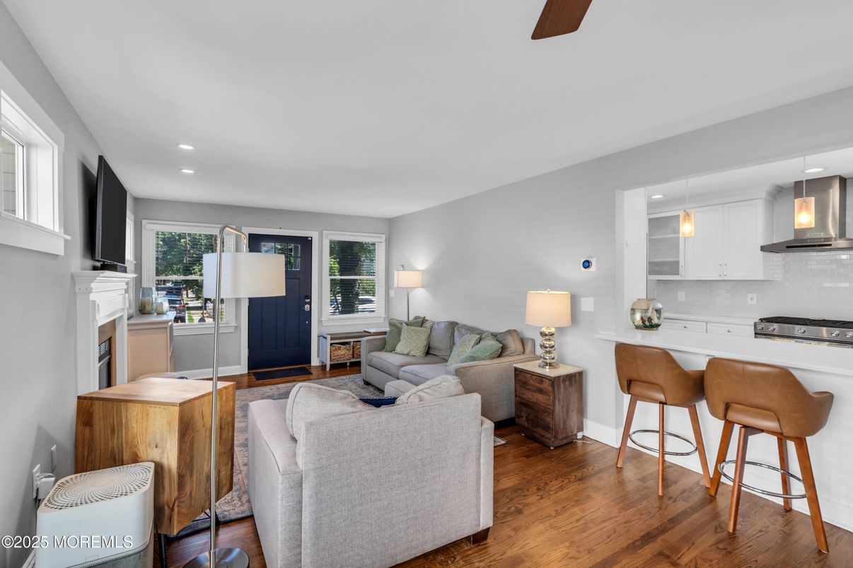 Fireplace, Interior, Kitchen, Living room, Pendant Lights, Recessed Lighting, Wood Texture Flooring
