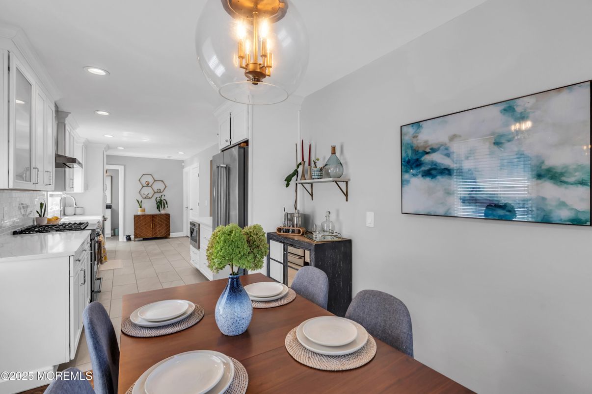 Dining room, Interior, Kitchen, Recessed Lighting