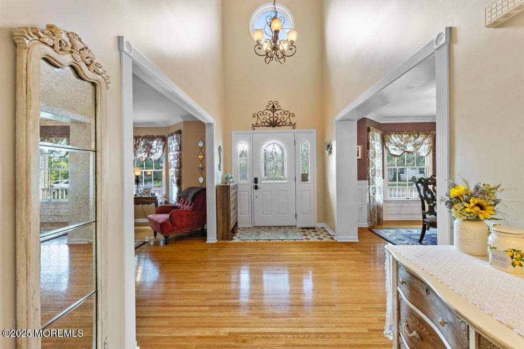 Chandelier, Interior, Wood Texture Flooring