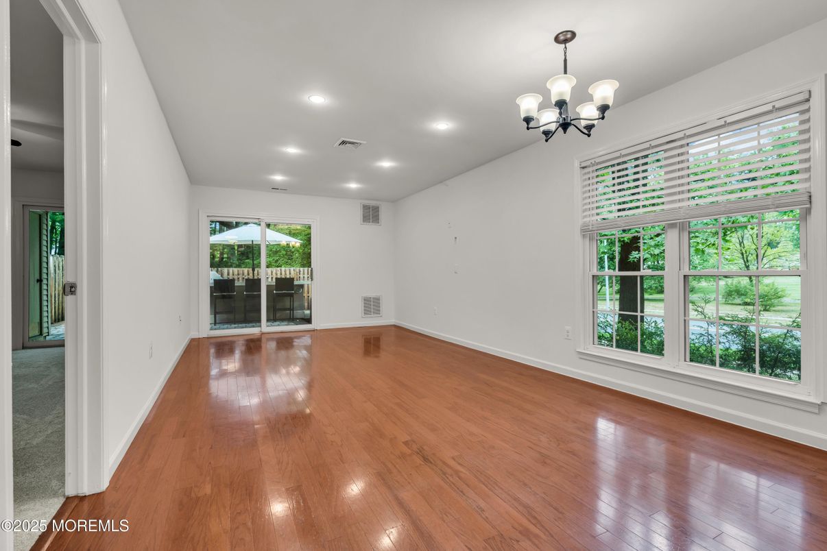 Chandelier, Empty room, Interior, Recessed Lighting, Wood Texture Flooring