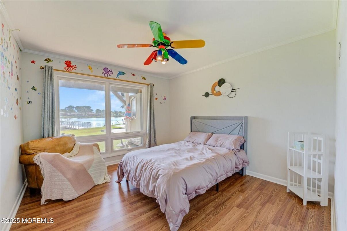 Bedroom, Interior, Water, Wood Texture Flooring